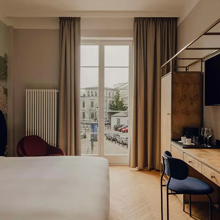 Flaner Hotel, Worldhotels Crafted 4*