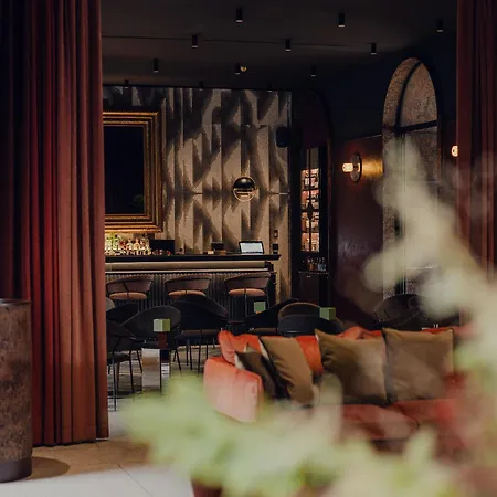 Flaner Hotel, Worldhotels Crafted 4* Warschau