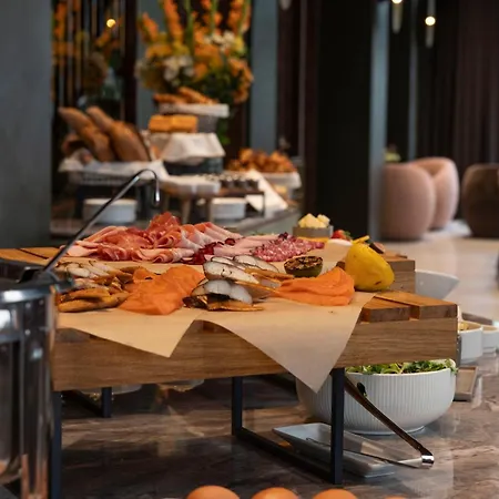 Flaner Hotel, Worldhotels Crafted Warschau