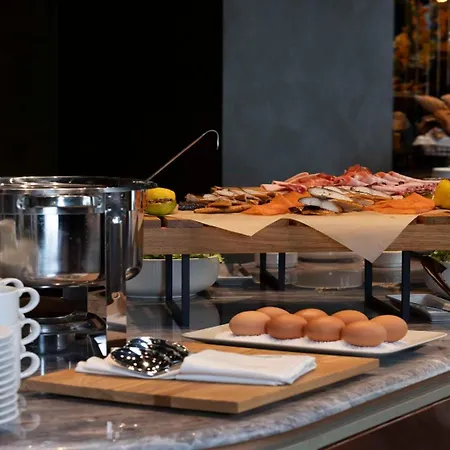 Flaner Hotel, Worldhotels Crafted 4*