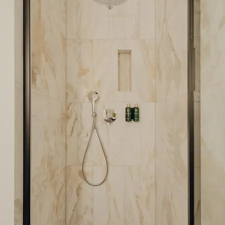 Flaner Hotel, Worldhotels Crafted 4* ワルシャワ