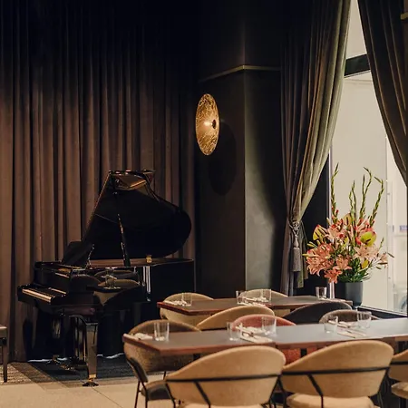 Flaner Hotel, Worldhotels Crafted ホテル ワルシャワ