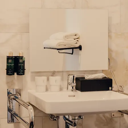 Flaner Hotel, Worldhotels Crafted מלון ורשה