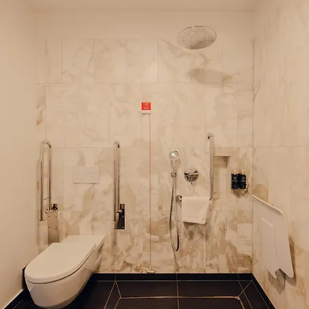 Flaner Hotel, Worldhotels Crafted מלון ורשה