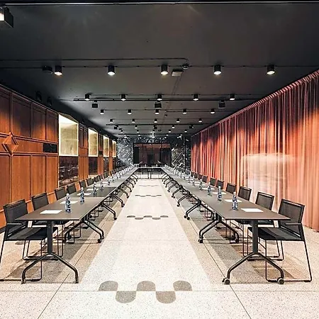 מלון Flaner Hotel, Worldhotels Crafted ורשה