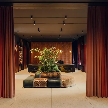 Flaner Hotel, Worldhotels Crafted وارسو