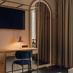 فندق Flaner Hotel, Worldhotels Crafted وارسو