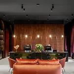 فندق Flaner Hotel, Worldhotels Crafted 4*